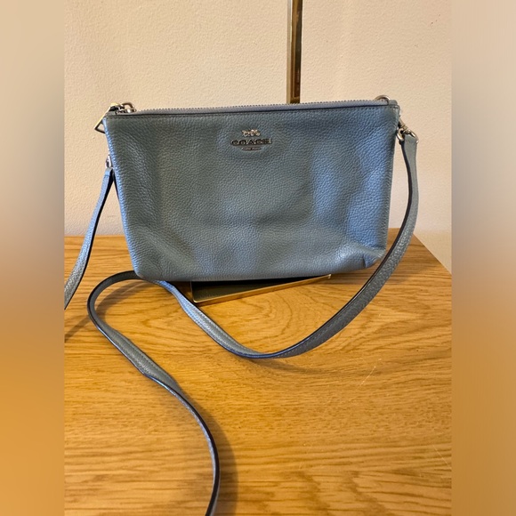 Vintage Coach Crossbody - Picture 1 of 11